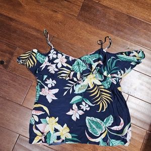 Old navy floral off the shoulder shirt/tank top